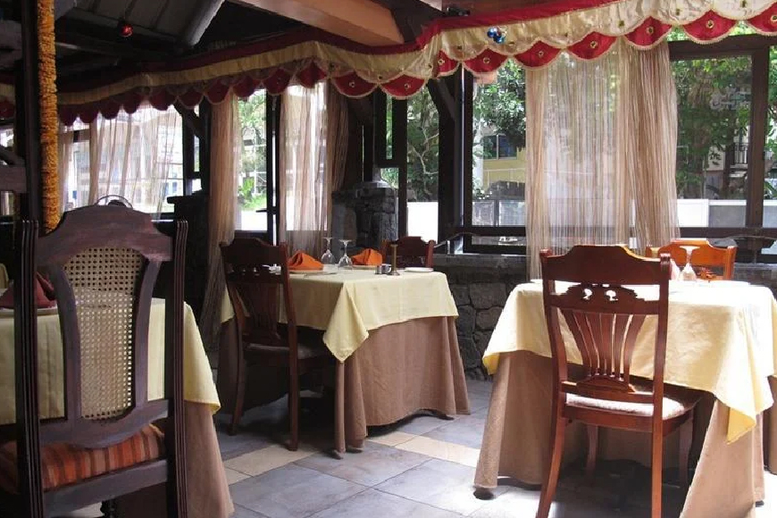 Le Tandoor Restaurant