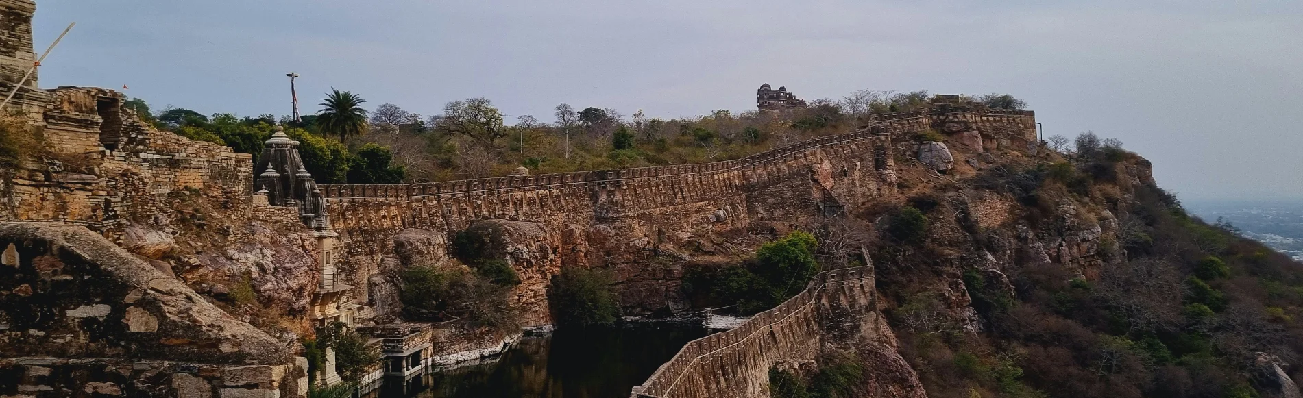 What are the Places to Explore in Chittorgarh?